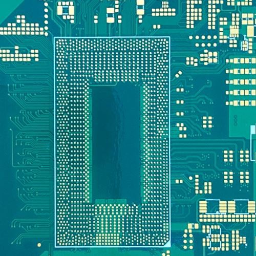 PCB a foro sepolto multistadio