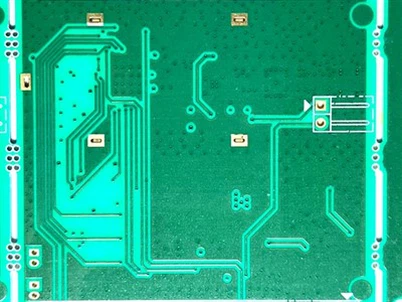 Scheda ad alta frequenza nel sistema di alimentazione elettrica