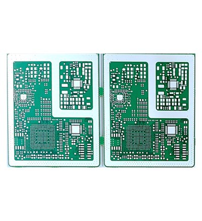 Pcb radar a onde millimetriche
